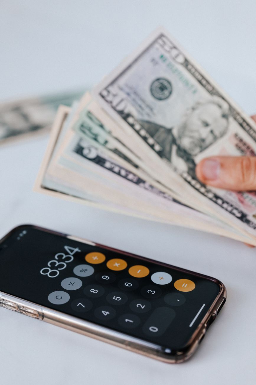 Mercado de cambios: el blue supera al dólar oficial por quince&nbsp;pesos